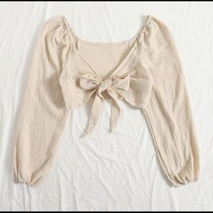Knot Front Lantern Sleeve Crop Top